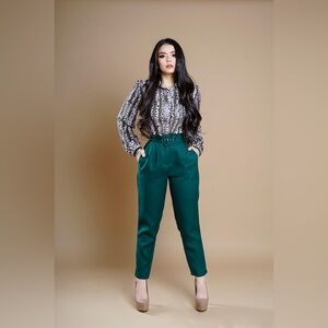 She's A Stunner Pants - Green